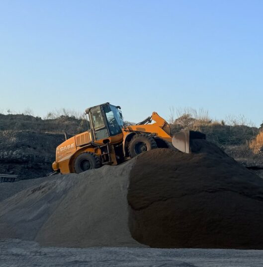 Trascabo Case en labores de minería